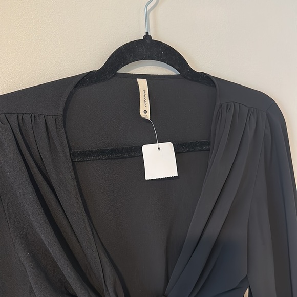 NWT tie front wrap too by TYCHE - Picture 2 of 3